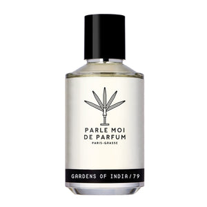 Parle Moi de Parfum - Gardens of India / 79 Flakon mit klarer Flüssigkeit und schwarzem Verschluss vor weißem Hintergrund