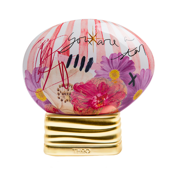 THoO - Crazy Collection - Guilty Crush Parfumflakon mit floralen Motiven und handschriftlichem Design auf goldenem Sockel