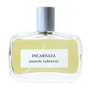 Anatole Lebreton - Incarnata Parfumflakon mit silberfarbenem Verschluss und hellem Duftöl im klaren Glasbehälter
