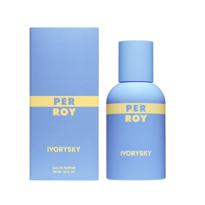 Perroy Parfum - Ivory Sky blauer Flakon mit gelbem Schriftzug und schlichter Verpackung vor weißem Hintergrund