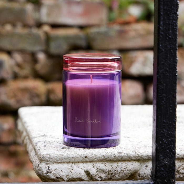 Paul Smith - Jasmine - Duftkerze im violetten Glas mit zartem Blumenduft aus Jasmin, Gardenie und Sandelholz
