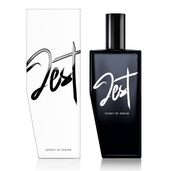 Andrea Maack Parfums - Jest eleganter schwarzer Parfümflakon mit weißer Schrift und passender Verpackung vor weißem Hintergrund