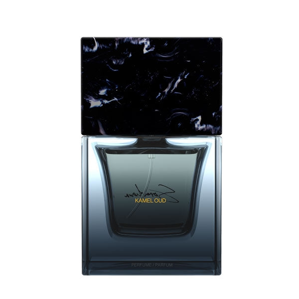 Sora Dora - Kamel Oud Parfumflakon mit dunklem, elegantem Glas und marmoriertem schwarzem Verschluss