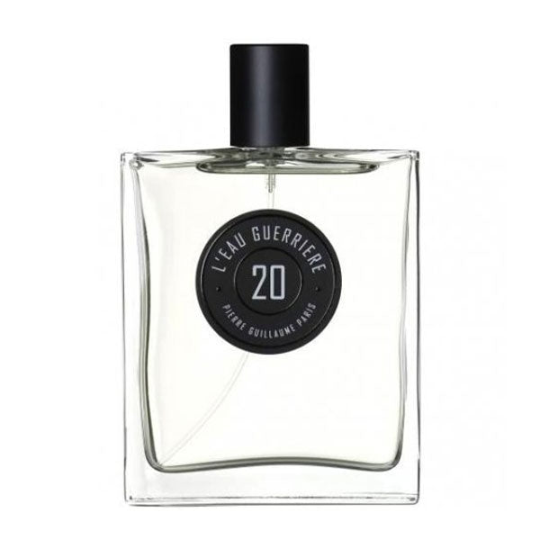 Pierre Guillaume - L'Eau Guerrière No.20 klarer Flakon mit schwarzem Verschluss und minimalistischer Rundetikette vor weißem Hintergrund