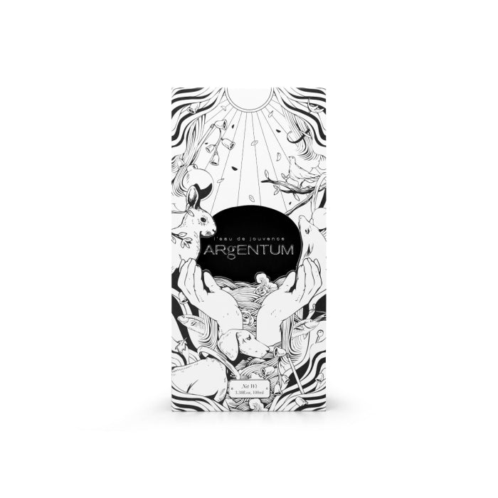 Argentum - L'Eau de Jouvence kunstvoll illustrierte Verpackung mit Naturmotiven und schützenden Händen im Zentrum