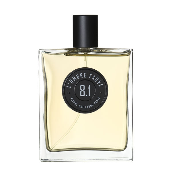 Pierre Guillaume - L'Ombre Fauve No. 8.1 Parfumflakon mit klarem Glas und schwarzem rundem Etikett vor weißem Hintergrund