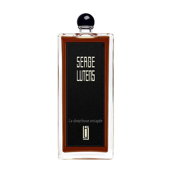 Serge Lutens - Collection Noire - La Dompteuse Encagée Flakon mit dunklem Parfüm und schwarzem Etikett vor weißem Hintergrund