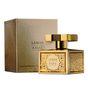 Kajal - Lamar Eau de Parfum Flakon in gold mit luxuriöser Verzierung und passender Geschenkverpackung vor weißem Hintergrund