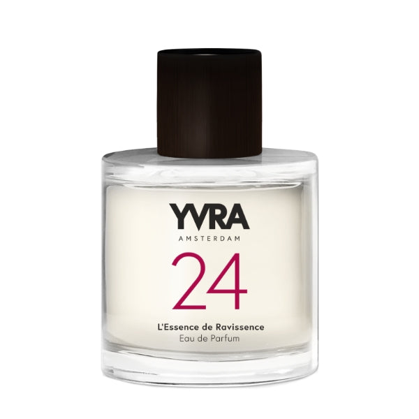 YVRA - YVRA 24 L'Essence de Ravissence Parfumflakon mit transparentem Glas und dunklem Holzkopf vor weißem Hintergrund