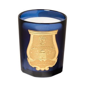 Trudon - Les Belles Matières - Maduraï - Duftkerze in dunkelblauem Glas mit goldenem Emblem und Jasmin-Duftkomposition