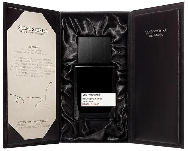 MiN New York - Magic Circus Parfumflakon in schwarzer Box mit satinierter Innenauskleidung und Echtheitszertifikat