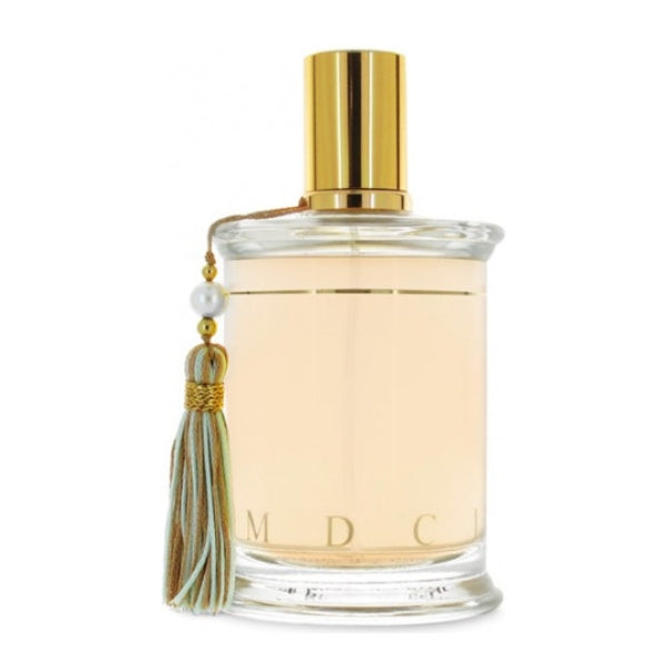 Parfums MDCI Paris - Vêpres Siciliennes Flakon mit goldenem Verschluss und grün-goldenem Quastenanhänger auf weißem Hintergrund