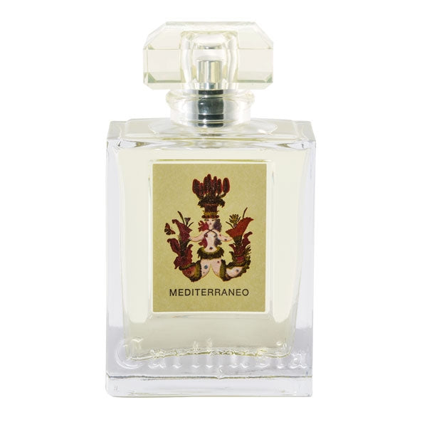 Carthusia - Mediterraneo Parfumflakon mit klarer Glasstruktur und kunstvollem Etikett, inspiriert von Meeresmythos und Frische