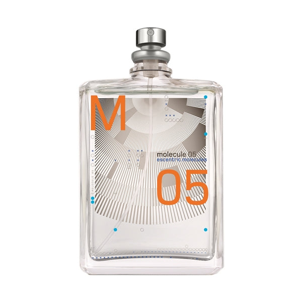 Escentric Molecules - Molecule 05 Parfumflakon mit transparentem Design und orangen Akzenten vor weißem Hintergrund