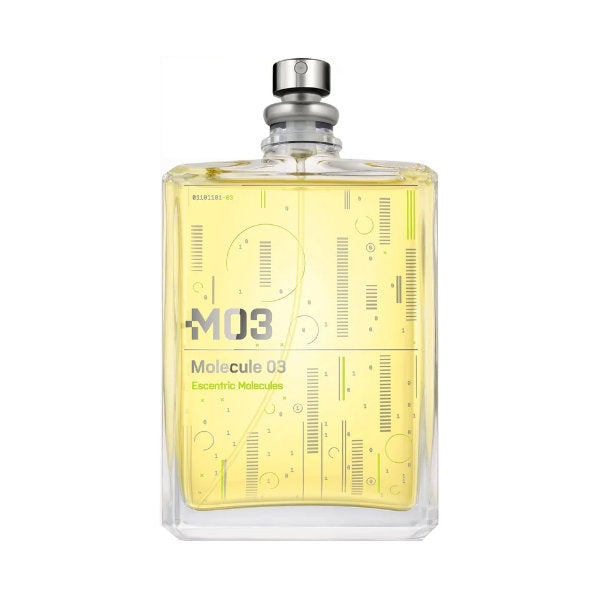Escentric Molecules - Molecule 03 Parfumflakon mit gelblichem Inhalt und modernem, grafischem Design auf klarem Glas