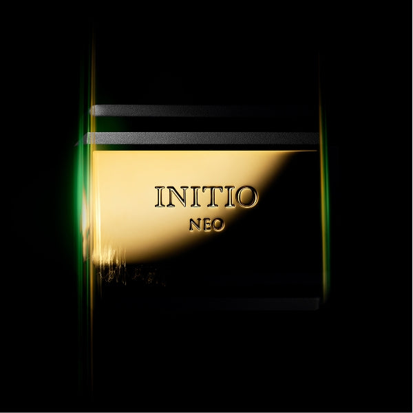 Initio - Black Gold Project - Oud for Greatness Neo Details in edlem Lichtspiel mit tiefem Schwarz und goldenem Akzent