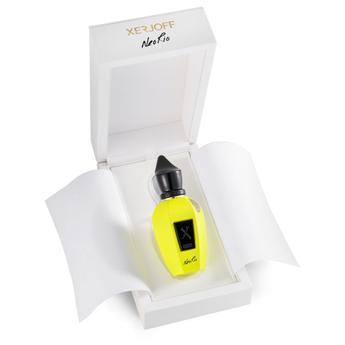 Xerjoff - Blends - Duran Duran - NeoRio / Yellow elegant gelber Flakon in hochwertiger weißer Geschenkbox präsentiert