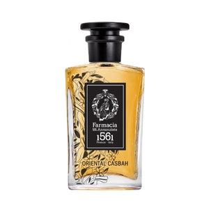 Farmacia SS. Annunziata - Oriental Casbah Duftflakon mit schwarzem Verschluss und floralem Design vor weißem Hintergrund