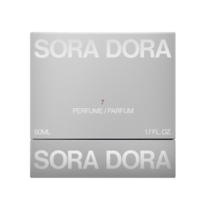 Sora Dora - White Collection - 7 Parfumverpackung in edlem Grau mit minimalistischer Schrift in schlichtem Design