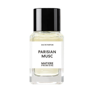 Matière Première - Parisian Musc zeigt minimalistischen Flakon mit schwarzem Verschluss und klarer Flüssigkeit im Fokus