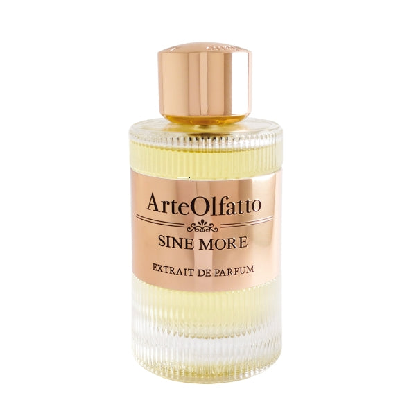 ArteOlfatto - Sine More Parfumflakon mit geriffeltem Glas und roségoldenem Etikett vor weißem Hintergrund