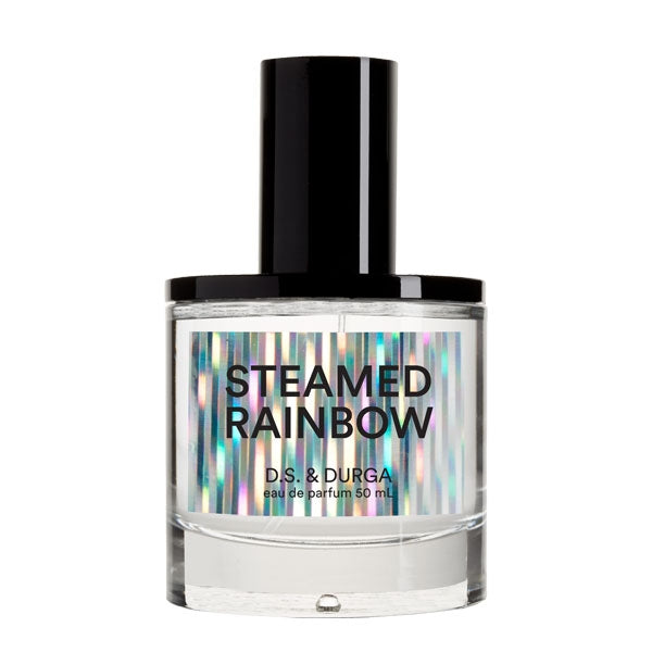 D.S. & Durga - Steamed Rainbow Parfumflakon mit klarem Glas und regenbogenfarben schimmerndem Etikett vor weißem Hintergrund