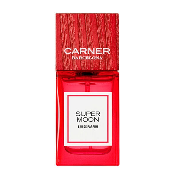 Carner Barcelona - Summer Journey Collection - Super Moon Parfumflakon in leuchtendem Rot mit Holzdeckel auf weißem Hintergrund