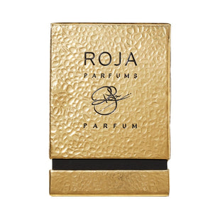 Roja Parfums - Taif Aoud Parfum goldene Geschenkbox mit strukturierter Oberfläche und elegantem Logo vor weißem Hintergrund