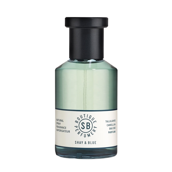 Shay & Blue - Tallulah's Camellia eleganter Flakon mit schwarzem Verschluss und minimalistischer Etikettengestaltung