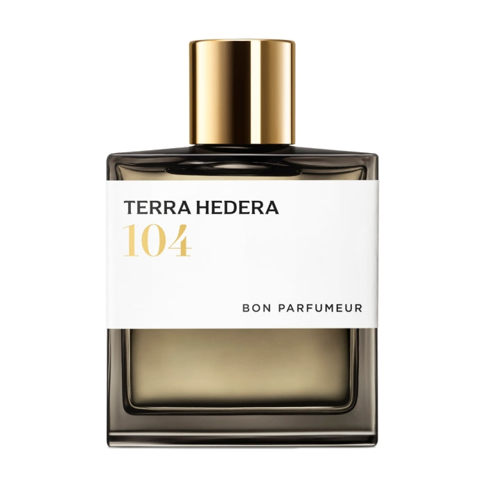 Bon Parfumeur - Les Extraits - 104 Terra Hedera Parfumflakon mit goldfarbenem Verschluss und schlichtem Etikett vor weißem Hintergrund