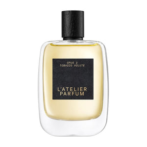 L'Atelier Parfum - Opus 2 - Tobacco Volute klarer Flakon mit schwarzem Etikett und rundem schwarzem Verschluss auf weißem Hintergrund