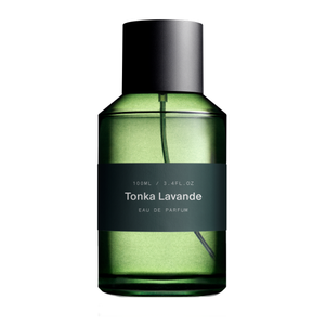 Marie Jeanne - Tonka Lavande Parfumflakon in grünem Glas mit schwarzem Verschluss vor weißem Hintergrund