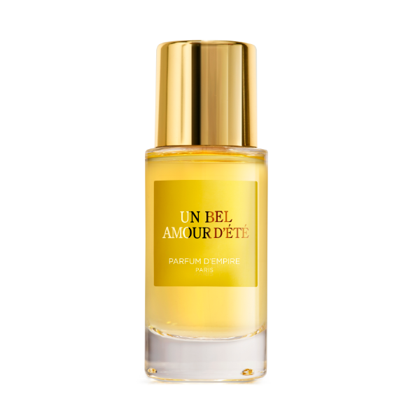 Parfum d'Empire - Un Bel Amour d’Été Parfumflakon mit goldfarbenem Verschluss und gelbem Etikett vor weißem Hintergrund