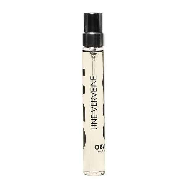 Obvious - Une Verveine Parfumprobe mit klarem Glas und schwarzem Sprühkopf vor weißem Hintergrund