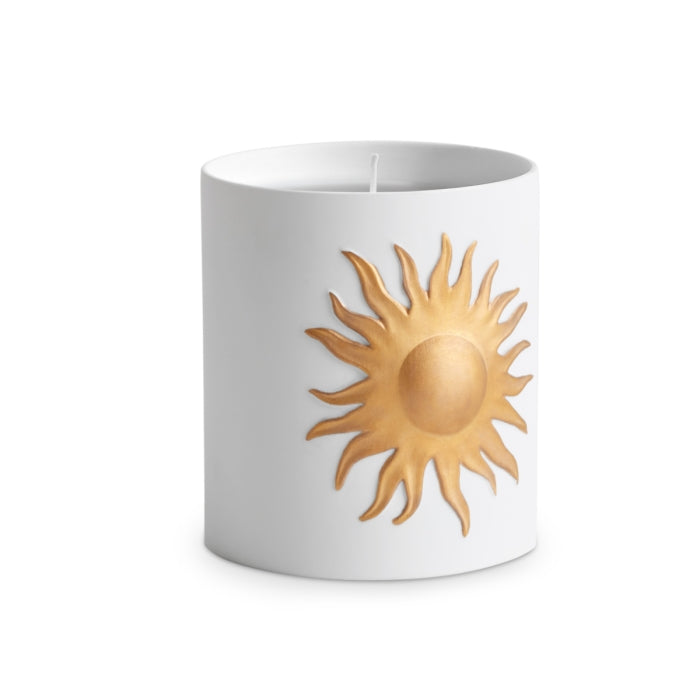 L'Objet - Soleil Candle - Veti-Vert weiße Kerze mit goldener Sonnenskulptur und frischem Vetiver-Zitrusduft
