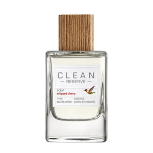Clean Perfume - Reserve - Whipped Cherry Parfumflakon mit klarer Glasflasche und Holzdeckel minimalistisch gestaltet